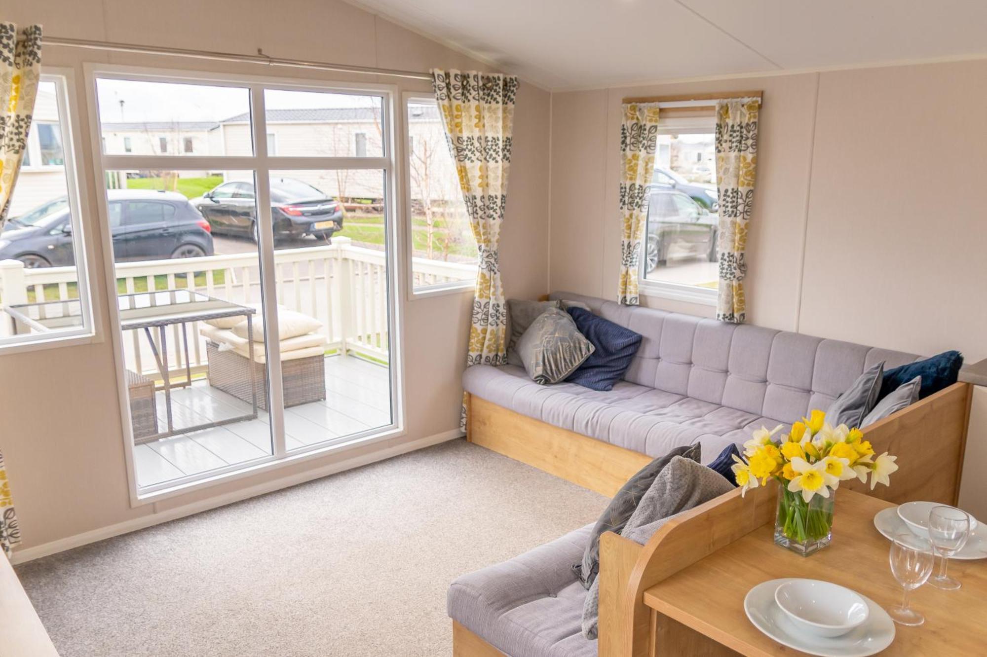 64 Lancaster The Lazy Willow 3 Bedroom Hot Tub Caravan Tattershall Lakes Exteriér fotografie