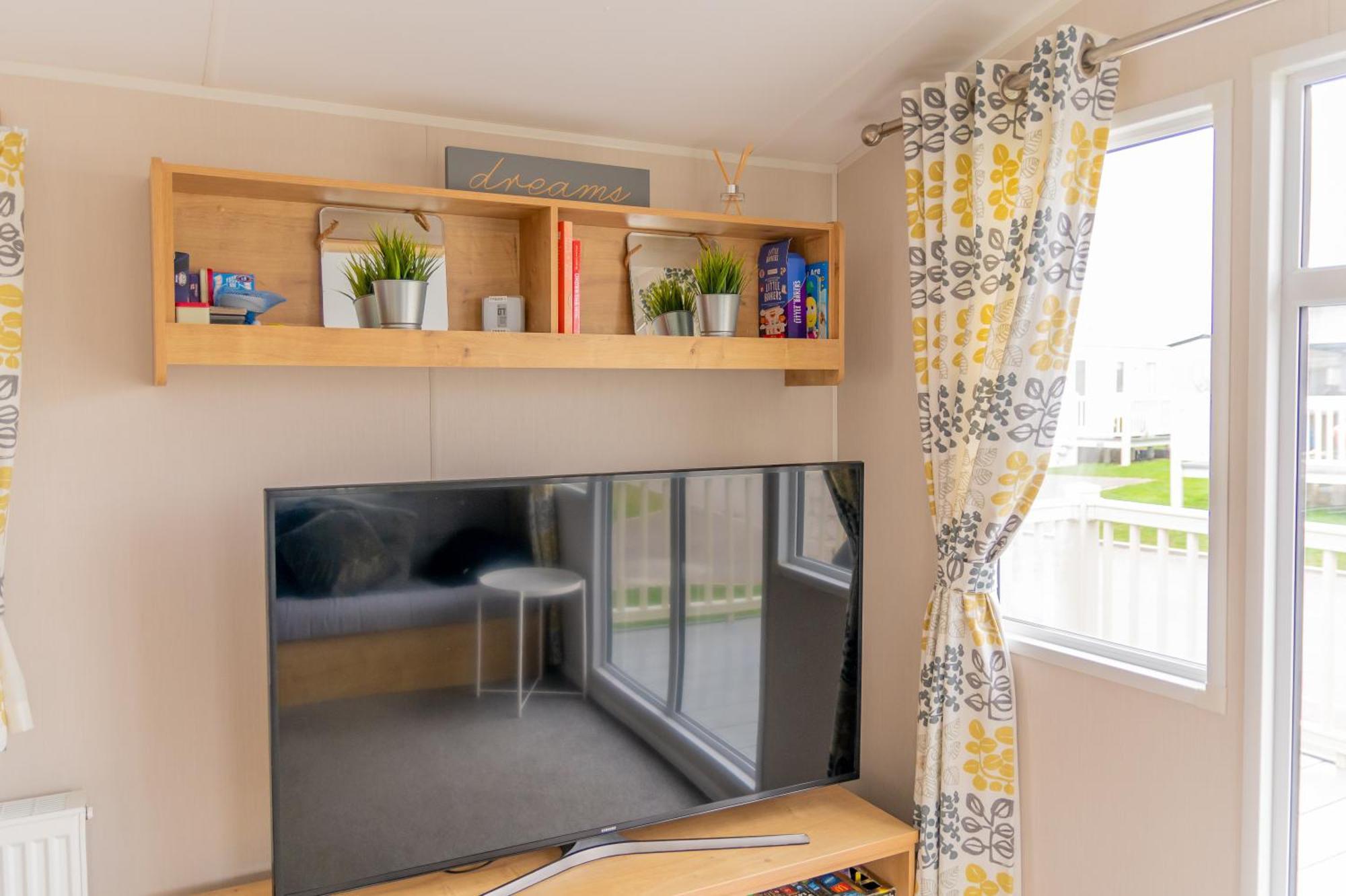 64 Lancaster The Lazy Willow 3 Bedroom Hot Tub Caravan Tattershall Lakes Exteriér fotografie